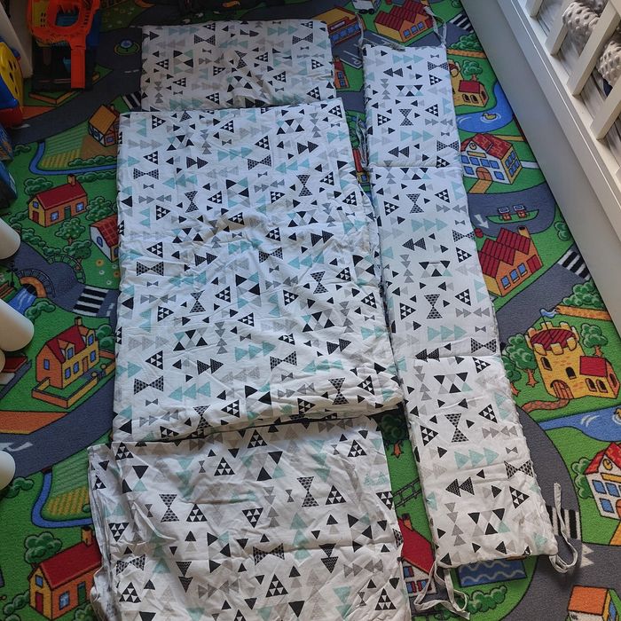 Pościel do łóżeczka