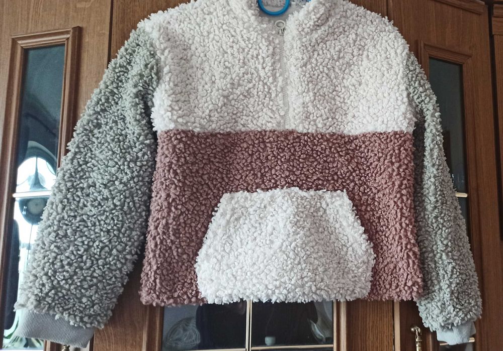 Толстовка на 10-12 лет