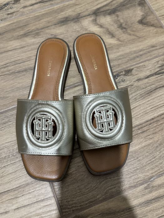 Шлепки tommy hilfiger