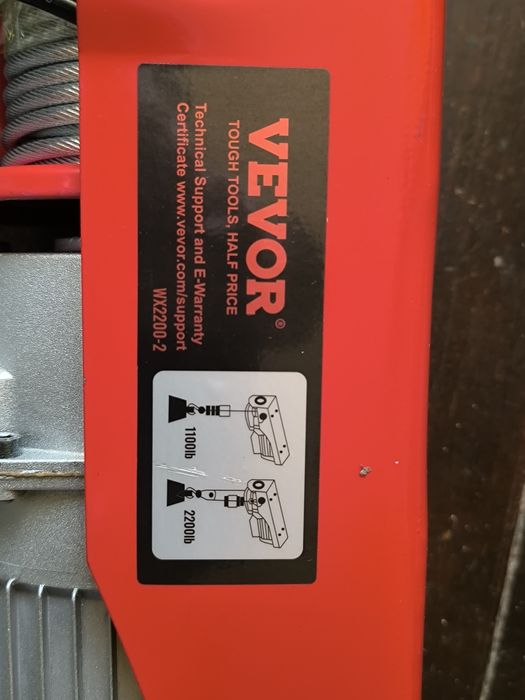 Guincho elétrico VEVOR 2200 lb, cabo de aço, 1600 W, 220 V, controle r