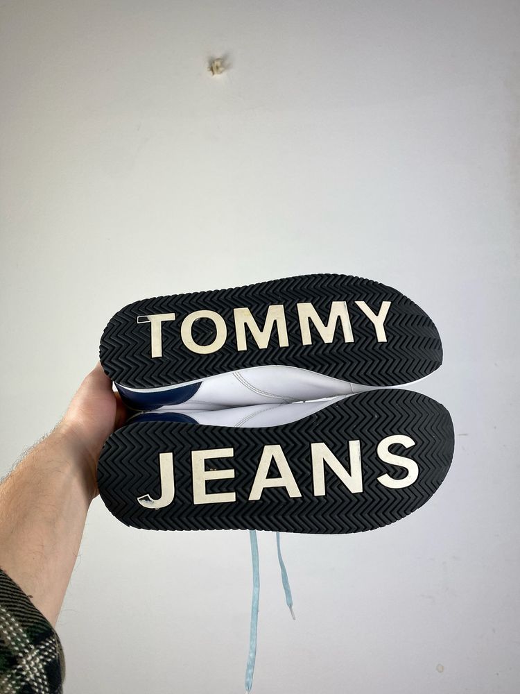 Кроссовки Tommy Hilfiger