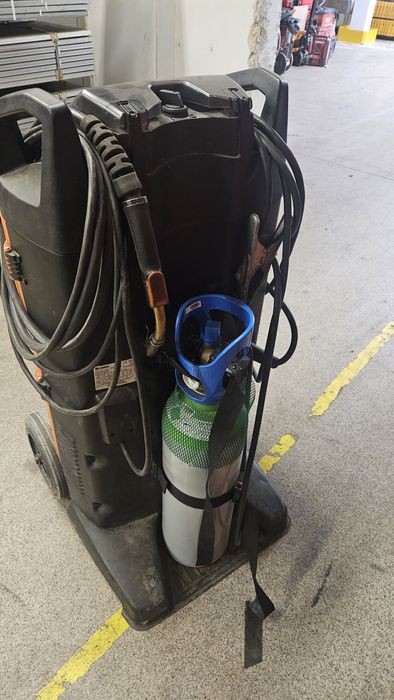 Kemppi Kempact 323A spawarka migomat