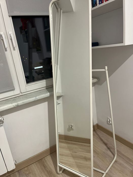 Lustro stojące białe