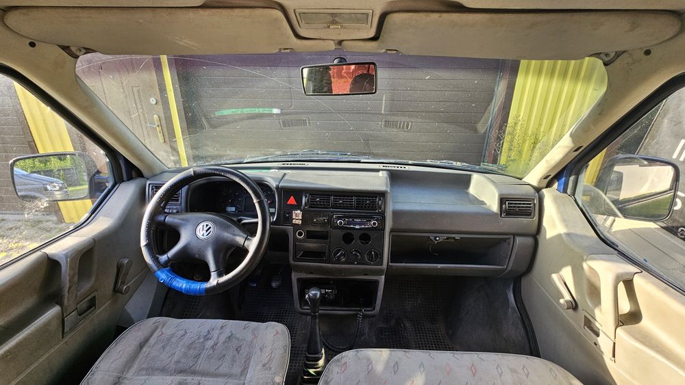 Volkswagen Transporter (T4)- 9 osobowy