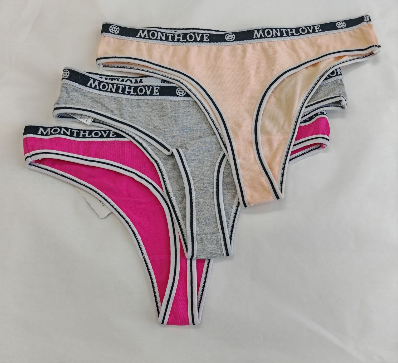 Stringi damskie.