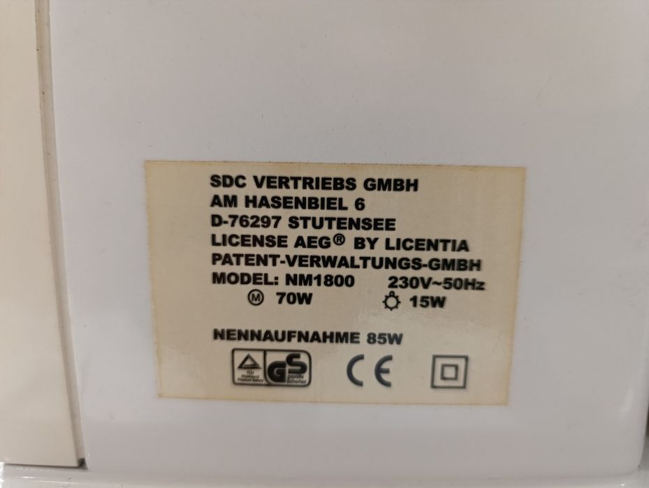 Швейна машинка AEG NM1800