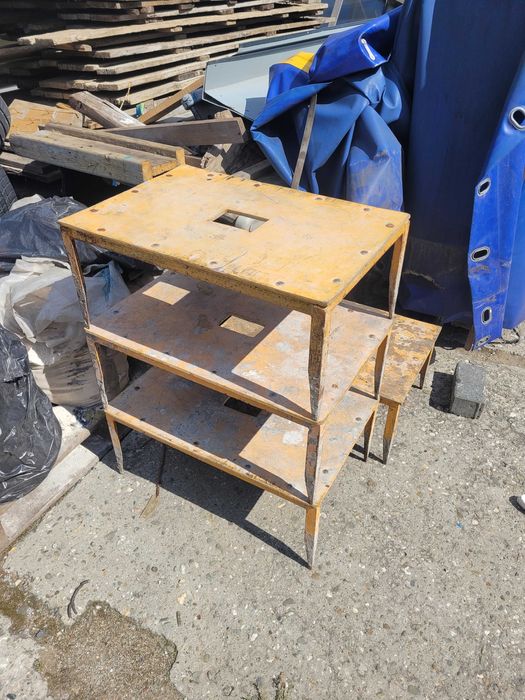 Taboret, podest do wykonywania wylewek, posadzek betonowych