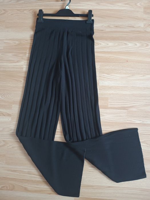 Spodnie z szeroką nogawką