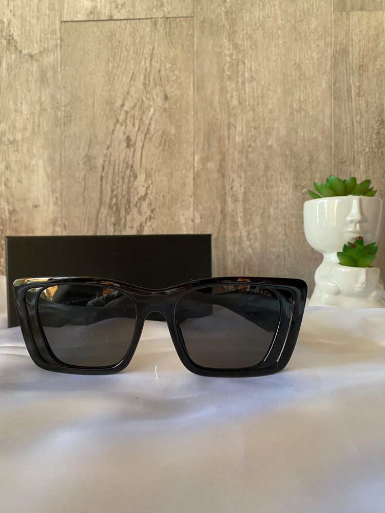 Oculos de sol prada