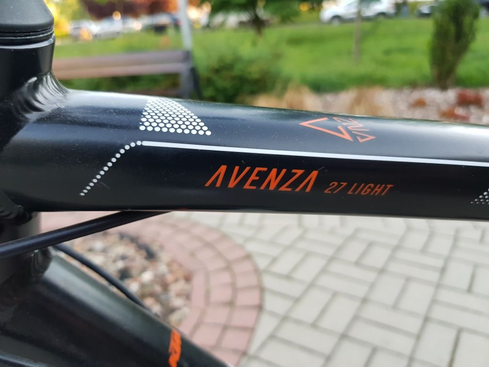 Rower KTM 28"  rama 56 AVENZA 27 light