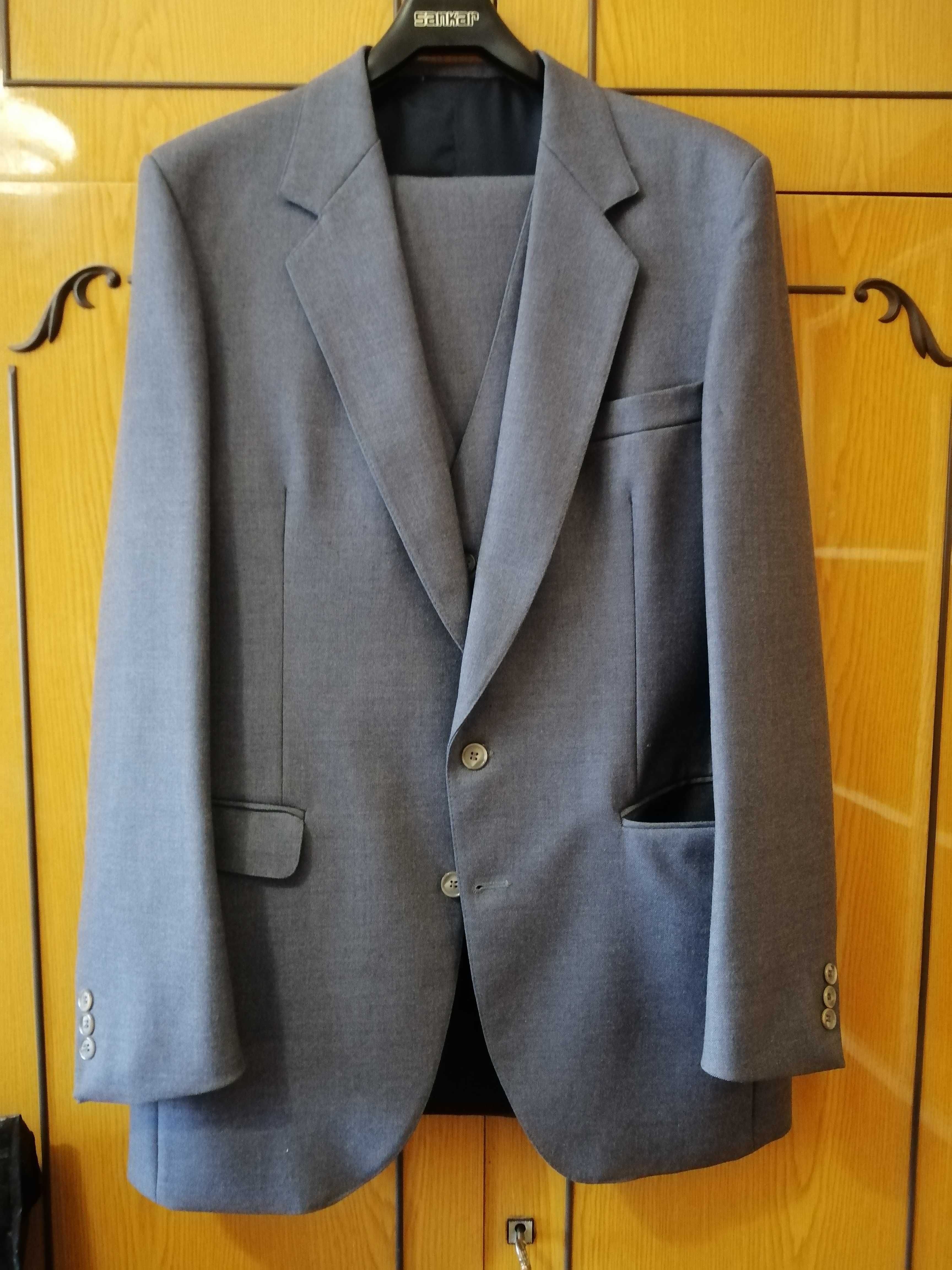 Мужской классический костюм-тройка, костюм чоловічий, б/у, размер 52