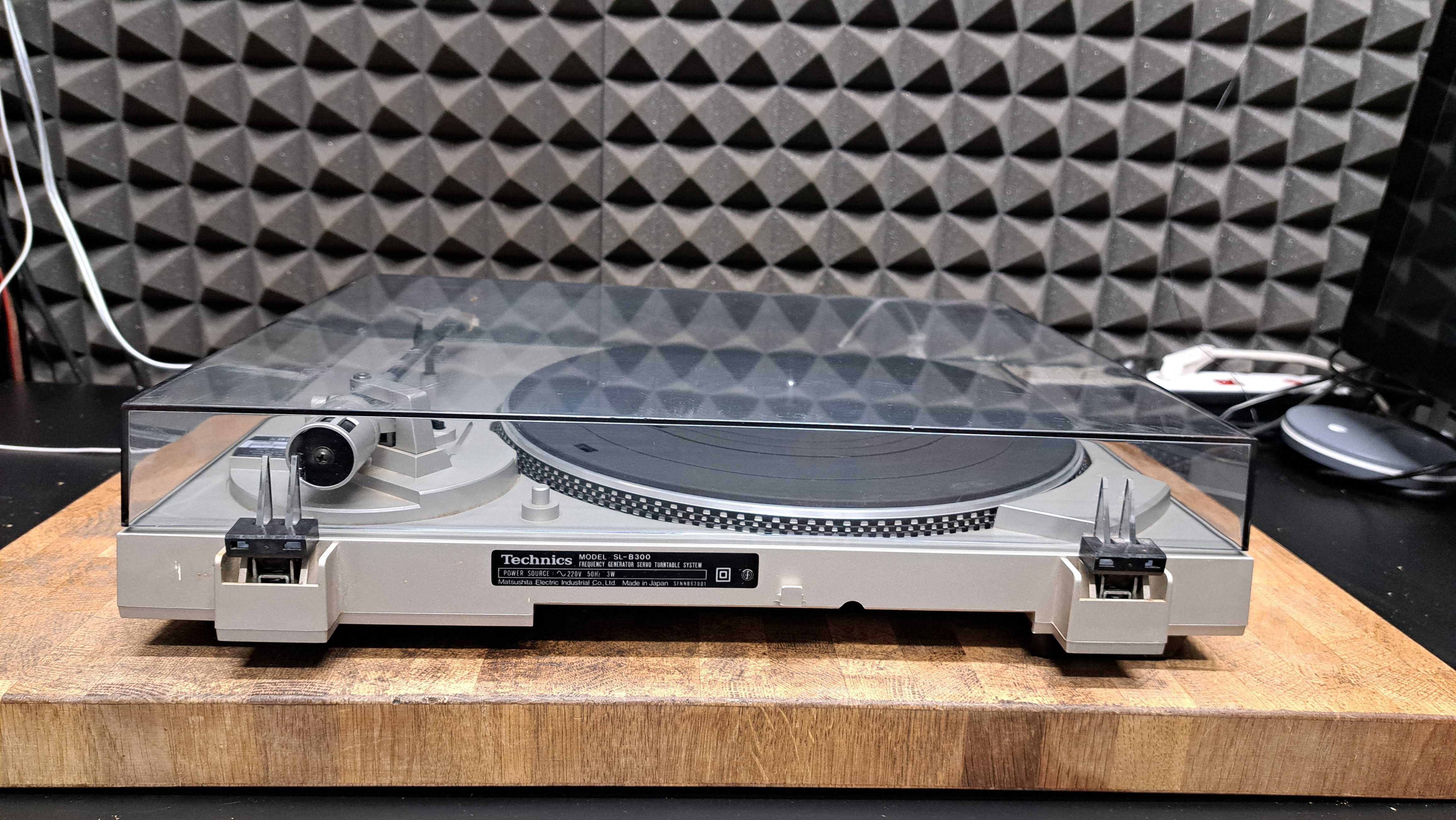 Gramofon Technics SL-B300 automat