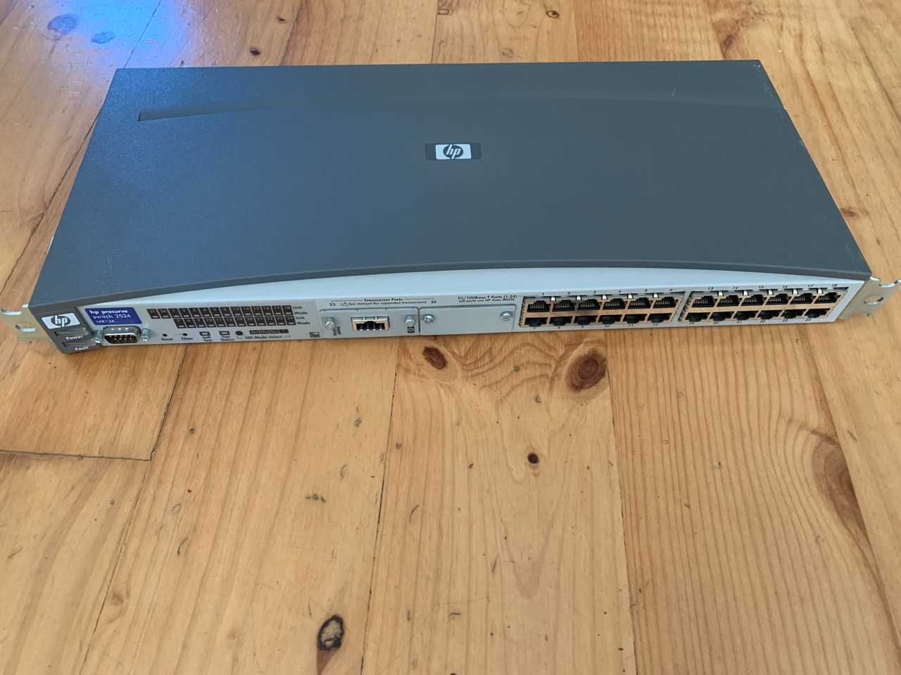 HP Procurve Switch 2524 J4813A C/ Gigabit Stacking