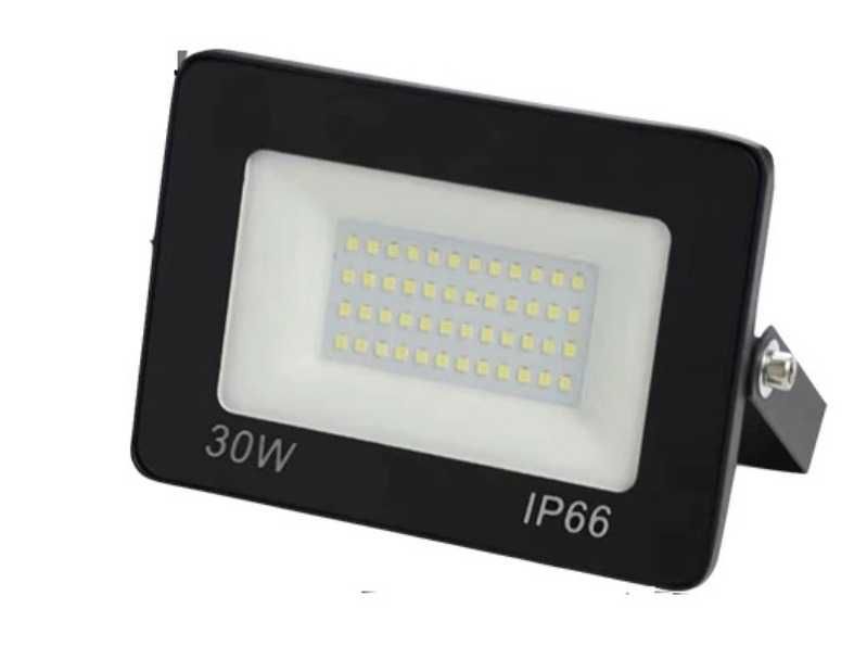 Halogen naświetlacz 30W LED IP66 lampa CERTYFIKAT MOCY