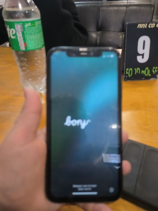 Продам iPhone 11 128