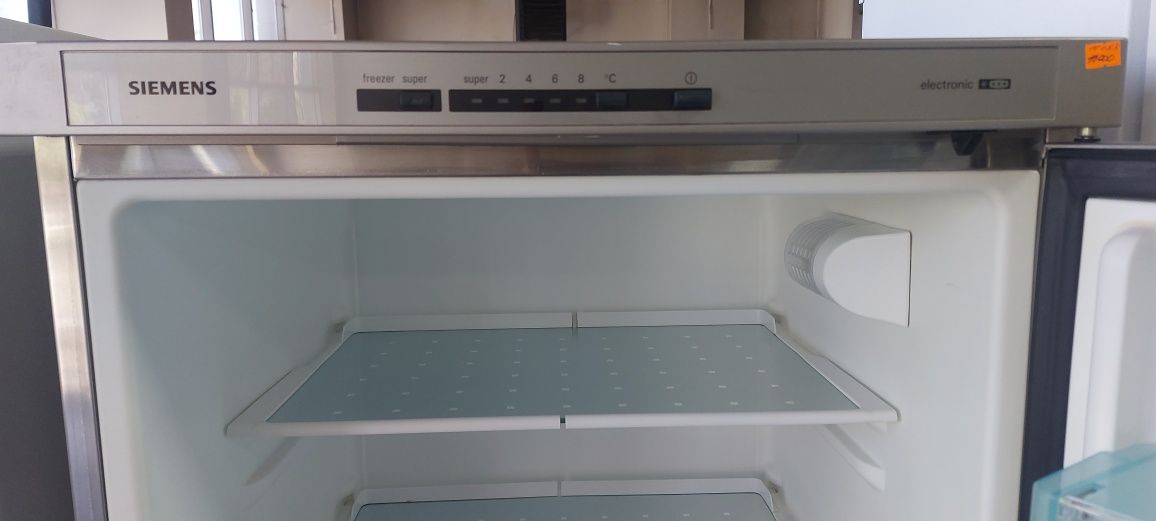 Холодильник Siemens KG33V390/01