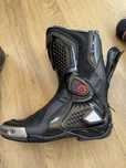 buty motocyklowe firmy Dainese - model Torque Pro Out (rozm 43).