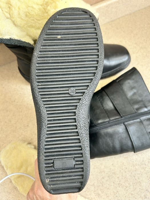 Чоботи жіночі на хутрі,шкіряні