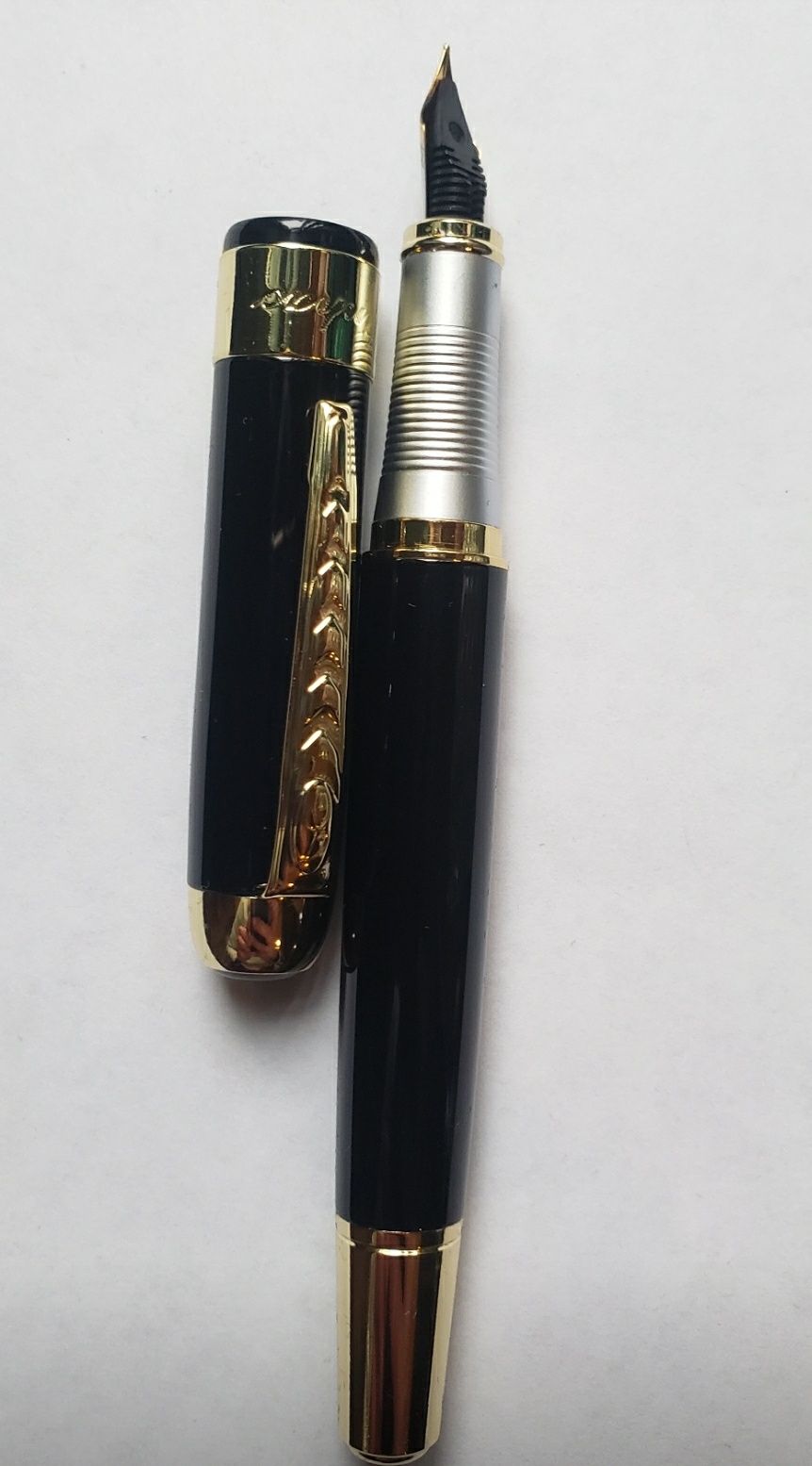 Перьевая ручка Jinhao 250