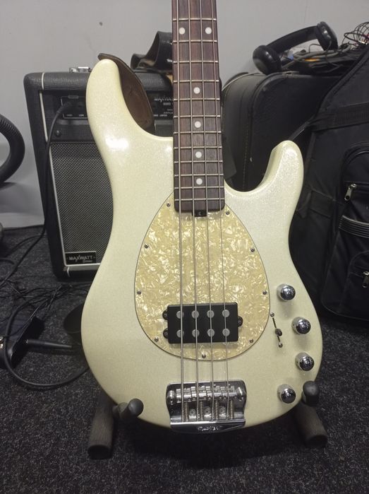Бас гітара Ernie ball Music Man Sterling Sparkle white 4 bass USA