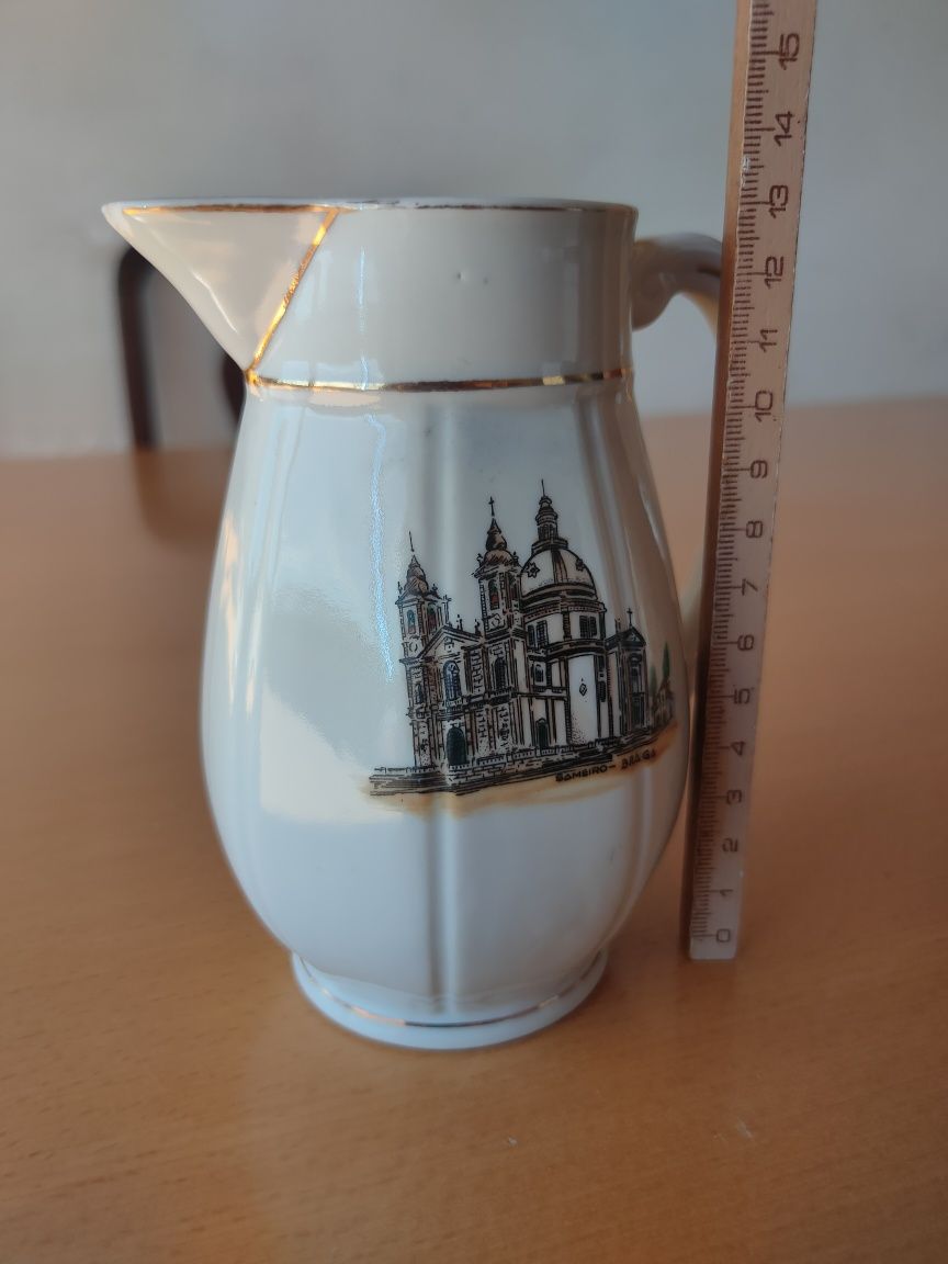 Conjunto de peças em cerâmica da "Candal".