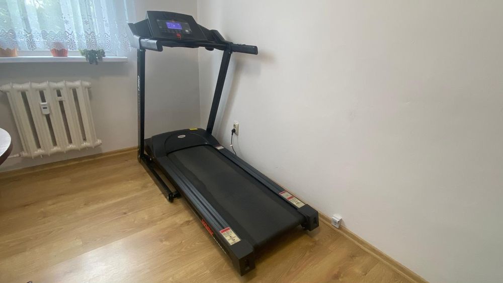 Bieżnia York Activity 1380