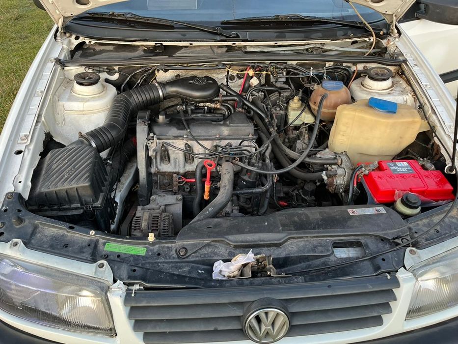 Пассат В4, 1.8, газ/бензин