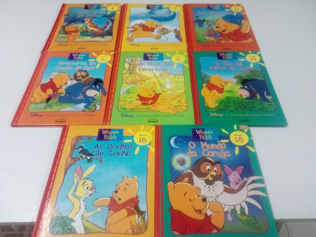 Livros infantis Winnie the Pooh.