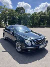 Mercedes-Benz E-Class 2004