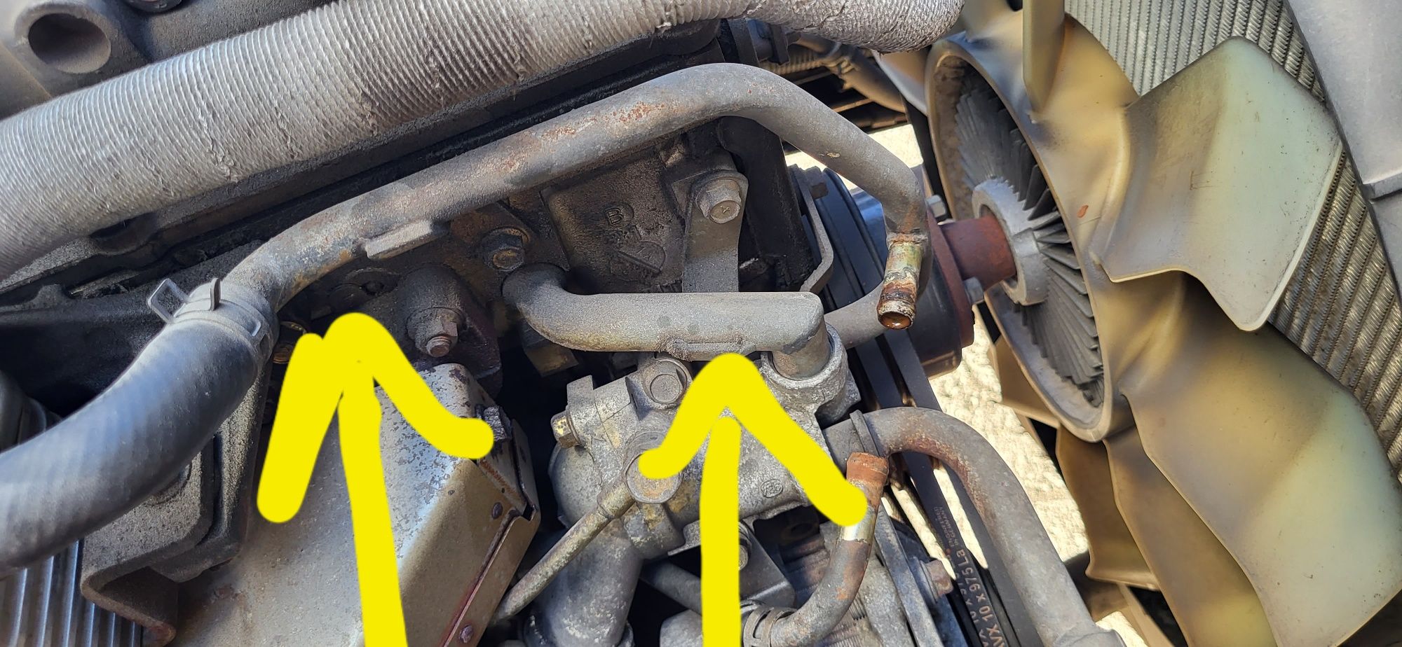 Mitsubishi  canter  turbo tubo água