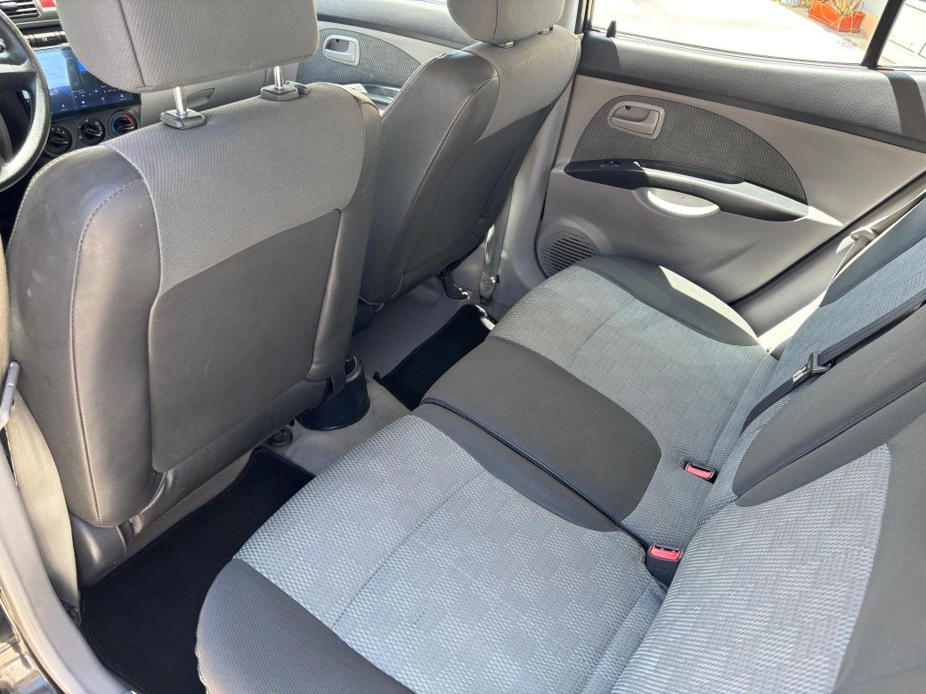 Kia Picanto 999 cc