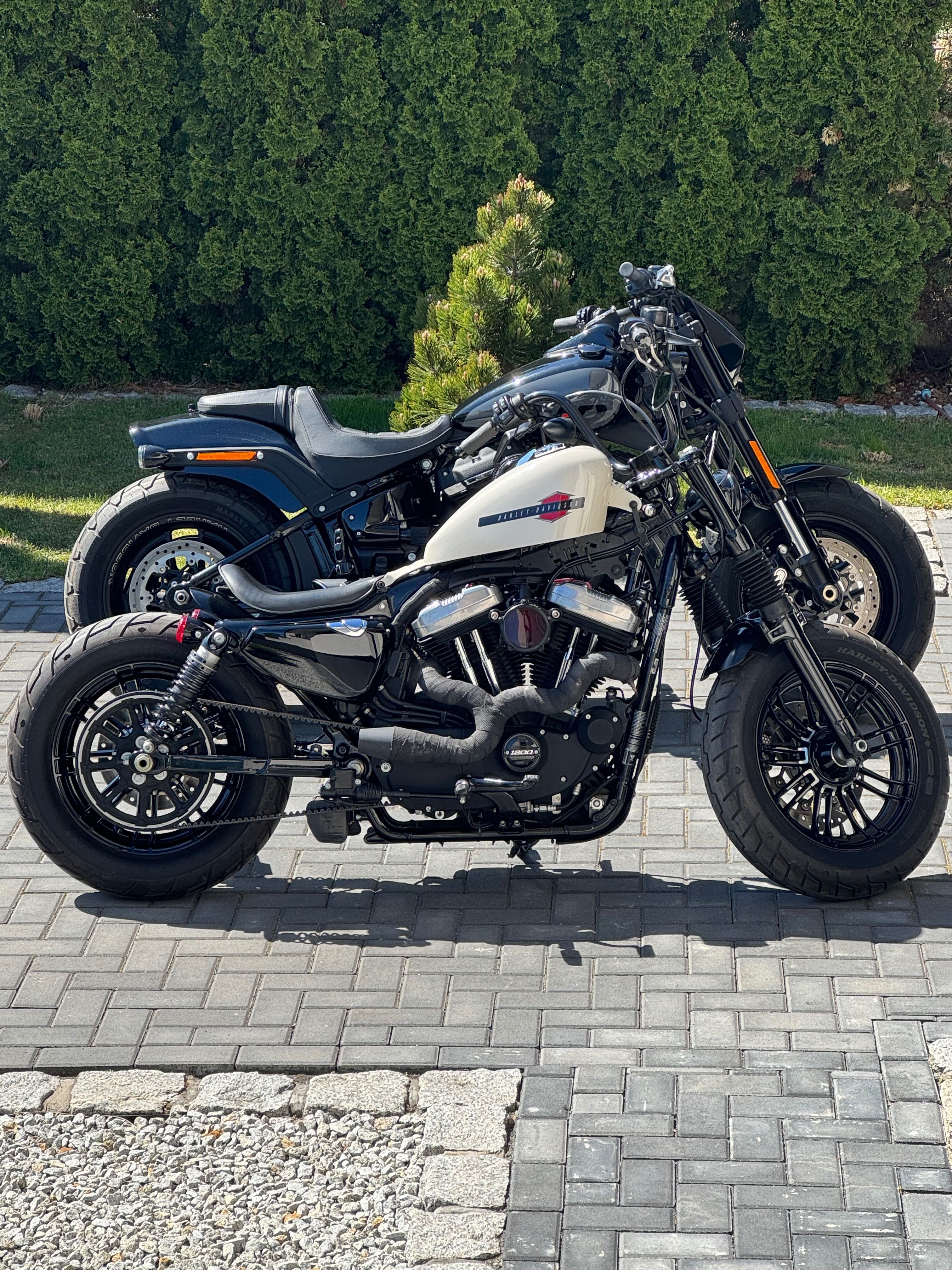Harley-Davidson Sportster XL1200 Forty-eight Custom