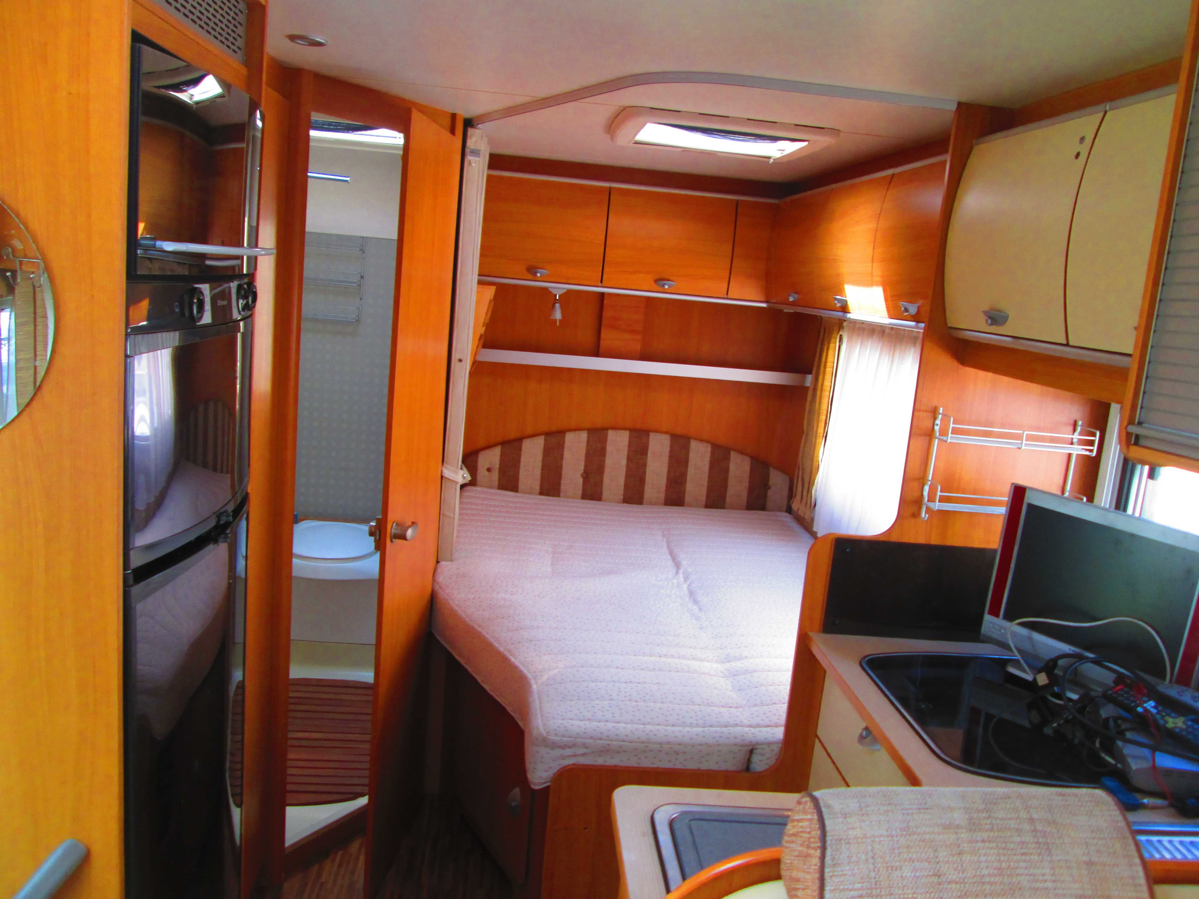 Pełna integra kamper Fiat ducato -Burstner Vieso i 696