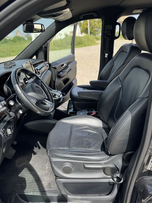 Mercedes V220 carro familiar