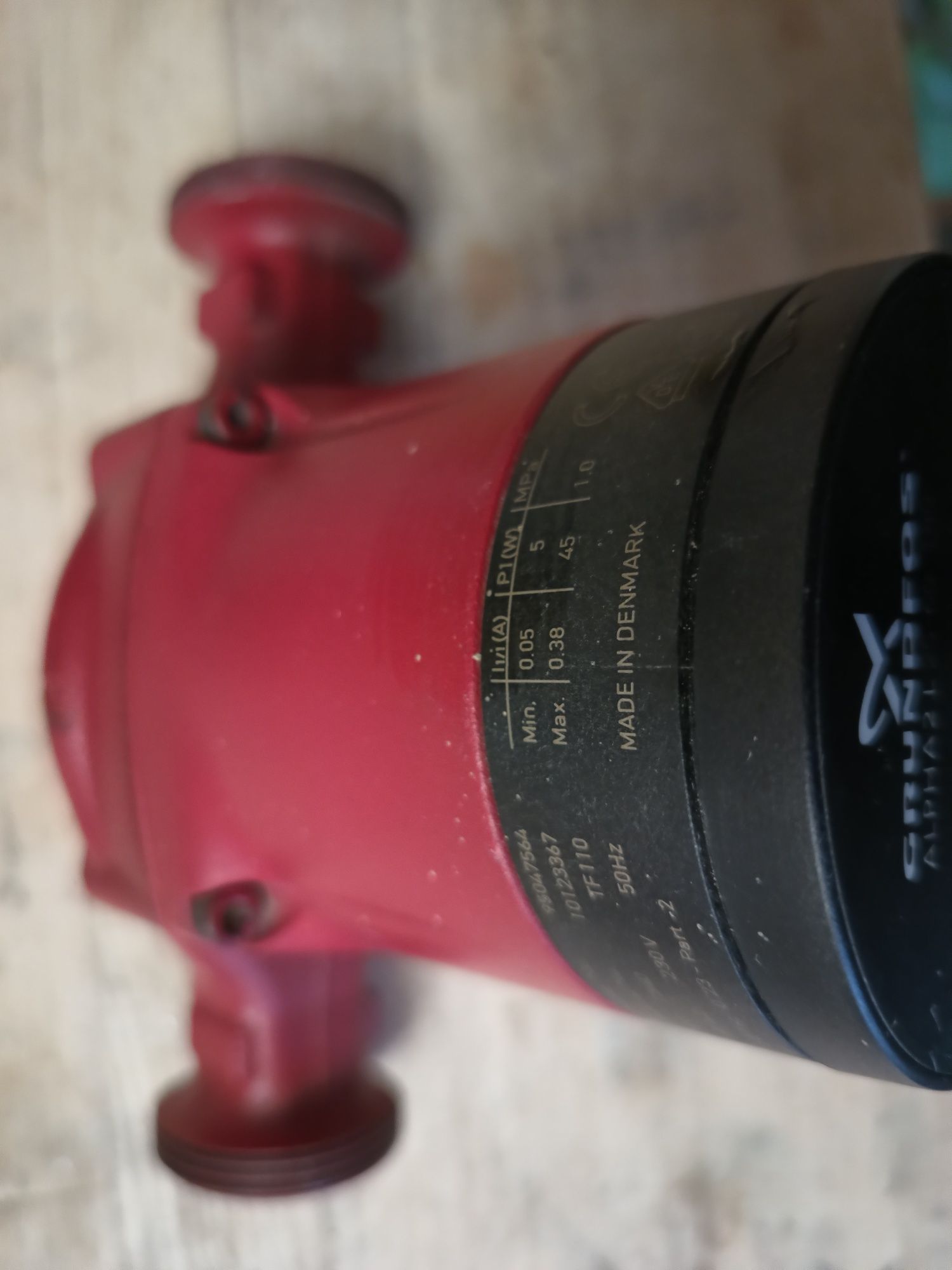 Pompa Grundfos Alpha 2L 25-40, 180 + nowe śrubunki