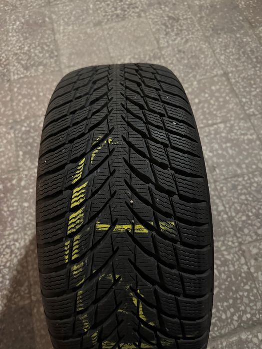 Nokian komplet opon zimowych 225 55 R17 101 V