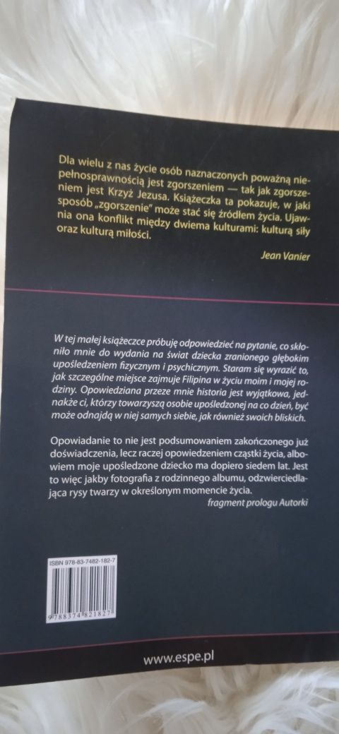 Filipina. Siła kruchego życia. Świadectwo