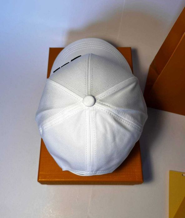 Louis Vuitton Męska damska czapka z daszkiem bejsbolówka, Francja 7308