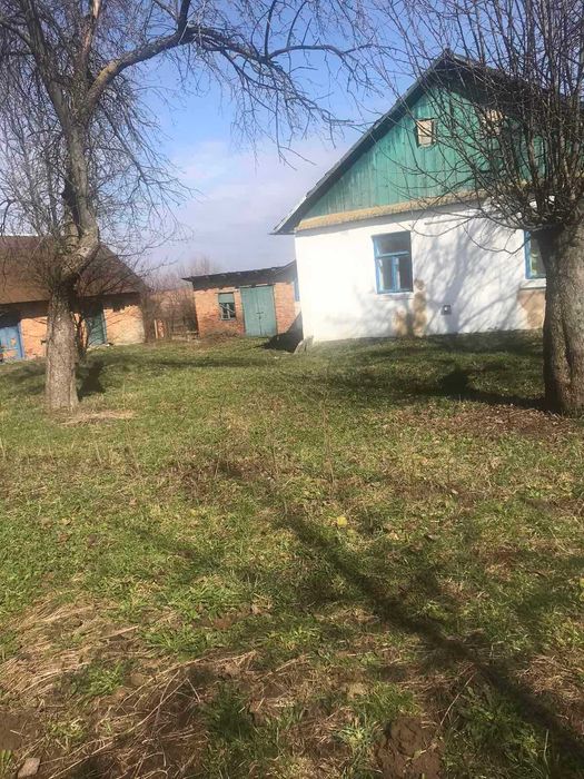 Терміновий продаж!Будинок в мальовничому селі.