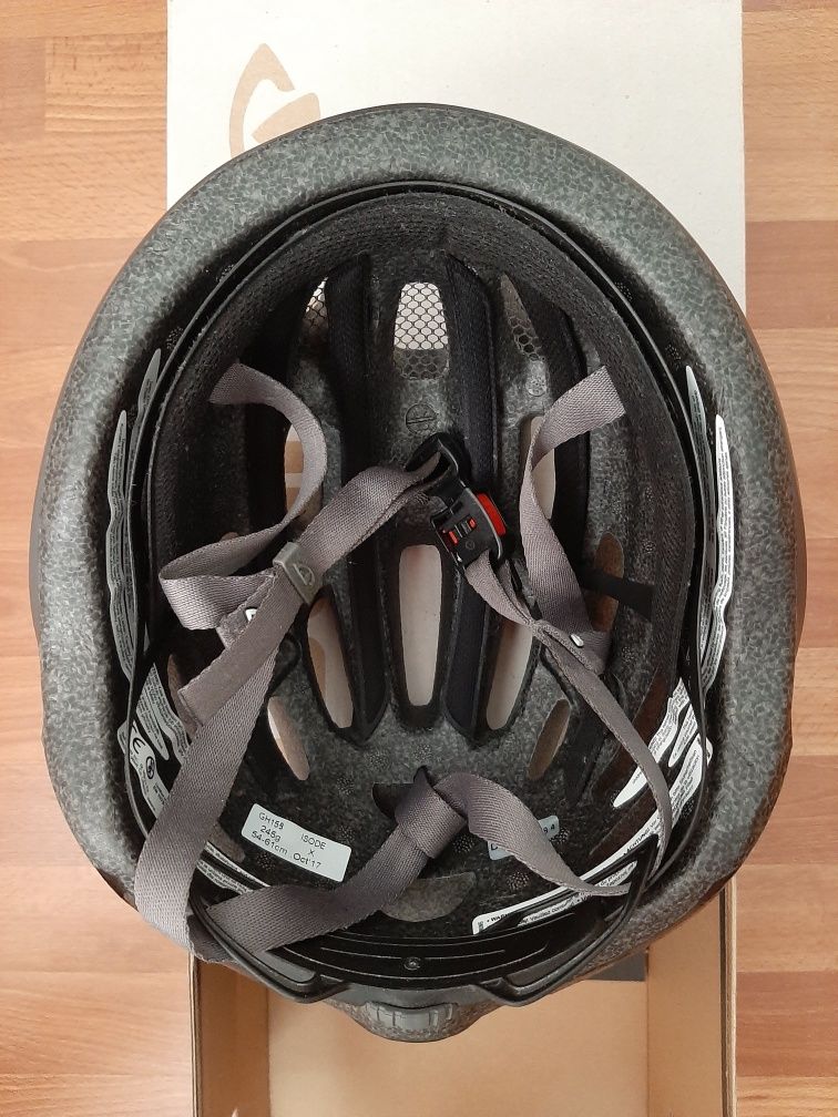 Capacete ciclismo Giro Isode