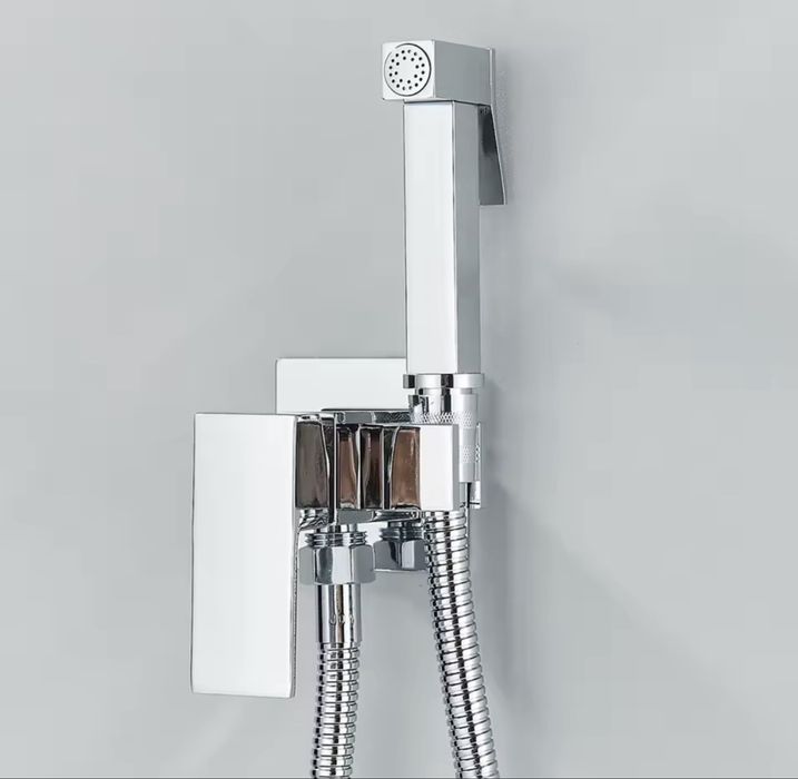 Смеситель с гигиеническим душем Venta Чехия ЛАТУНЬ