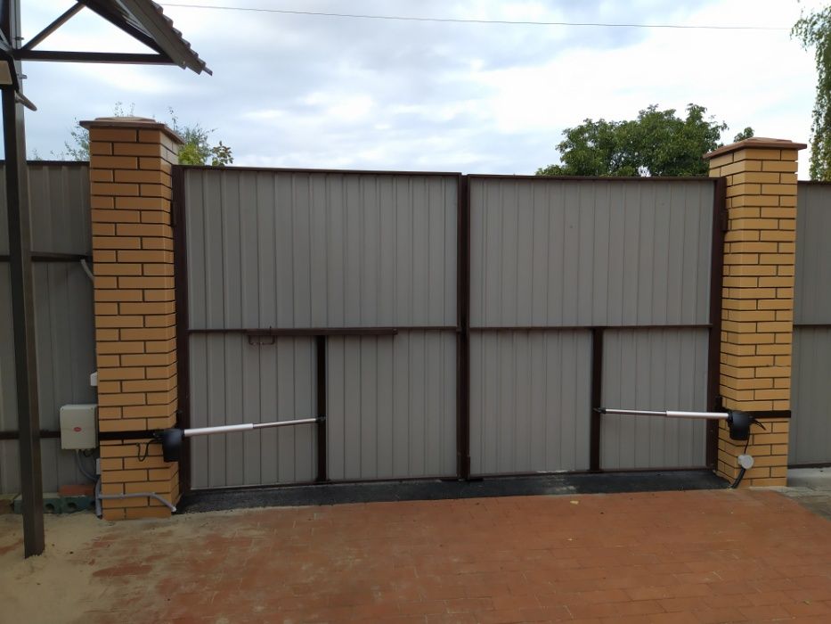 Автоматика Gant А4 - для распашных ворот.