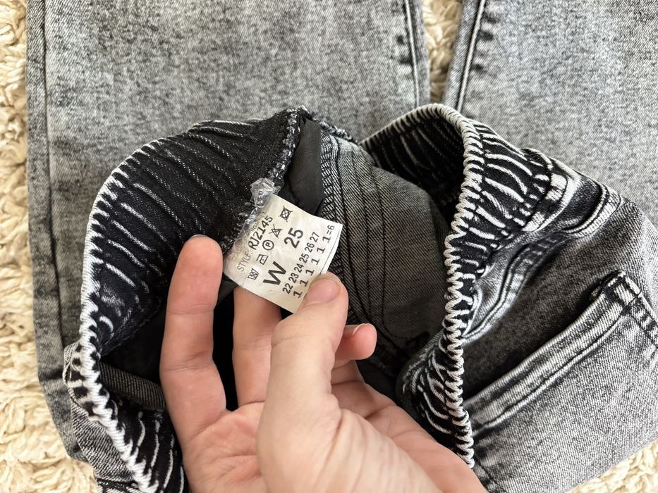 Джинсові штани , моми для дівчинки