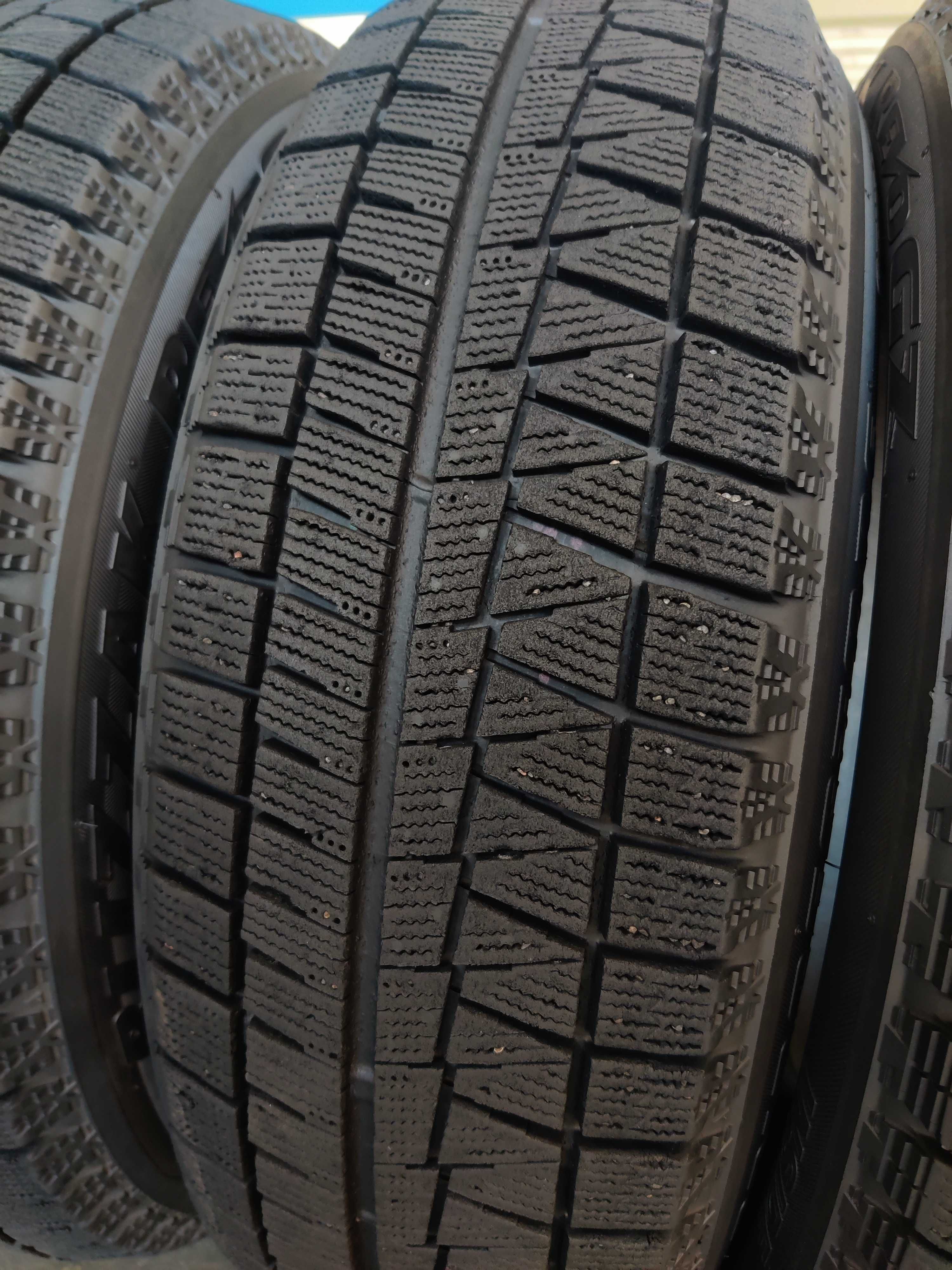 R15 185 65 Bridgestone Blizzak  зимові шини добрий стан