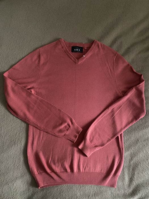 Мужской фирменный пуловер S