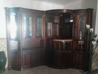 Bar (Movel) com espelhos e luz.