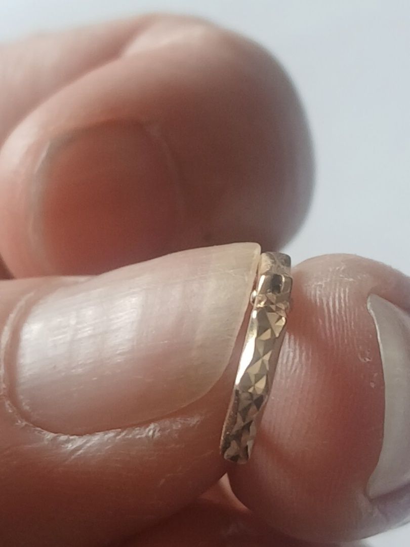 Золоті сережки 585 проба