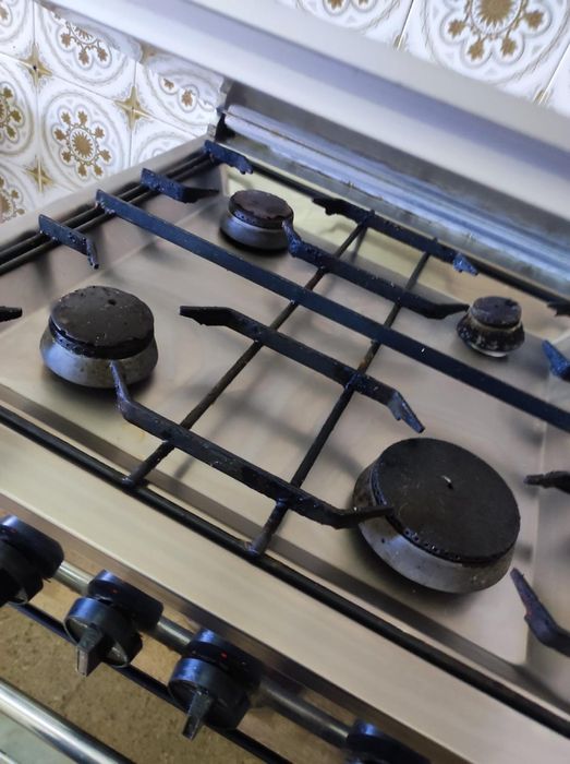 Promocao de limpeza, com direito a uso de maquina de limpeza de vidros