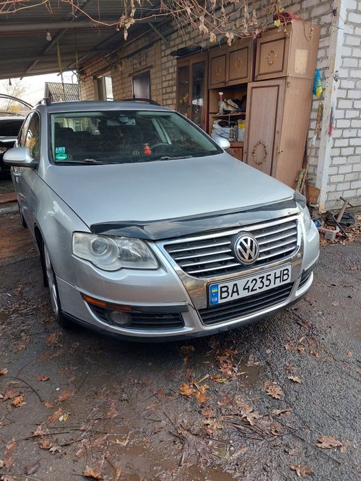 Фольксваген Пассат Б 6 2007год 2.0 дизель