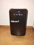 Minibar Smeg Fab
